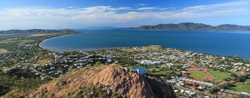 Townsville Peter Lahiff Around the Hill